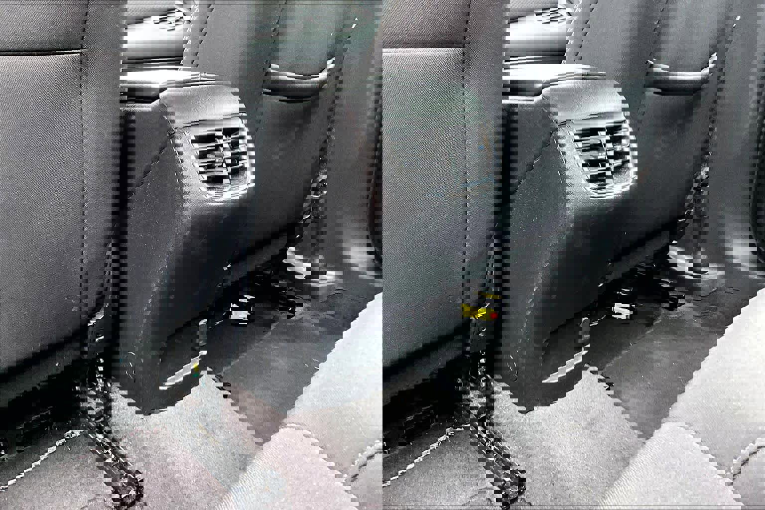 Used 2024 Chevrolet Malibu LT image 36