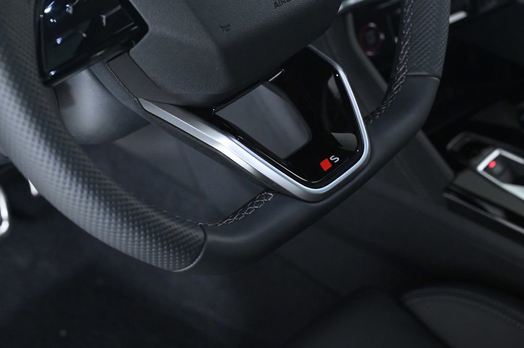 New 2025 Audi SQ5 Premium Plus image 19