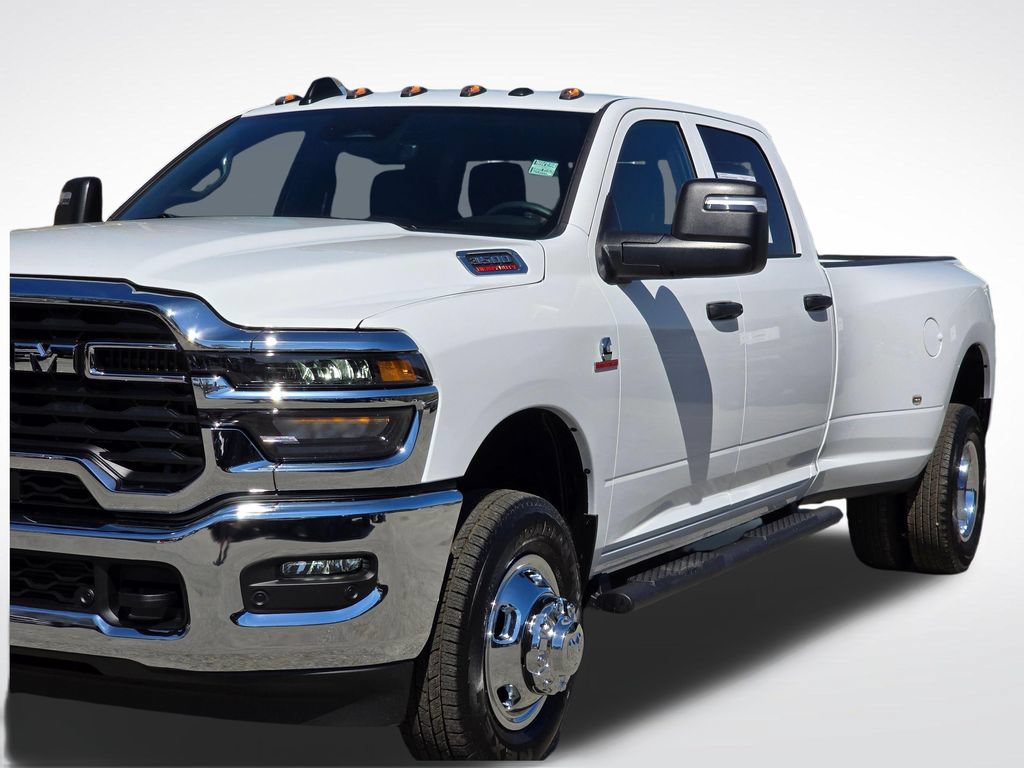 New 2026 RAM 3500 Tradesman AWD/4WD image 41