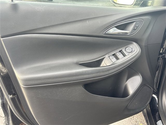 Used 2021 Buick Encore GX Preferred w/ Cold Weather Comfort Package image 21