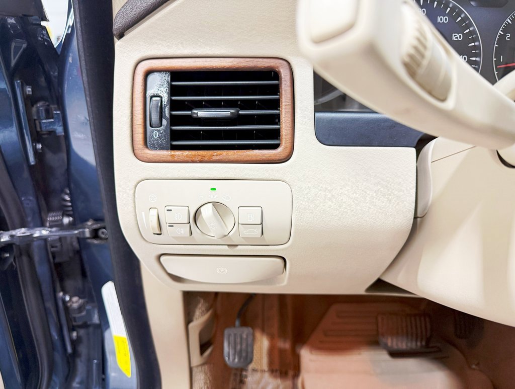 Used 2008 Volvo S80 3.2 image 11