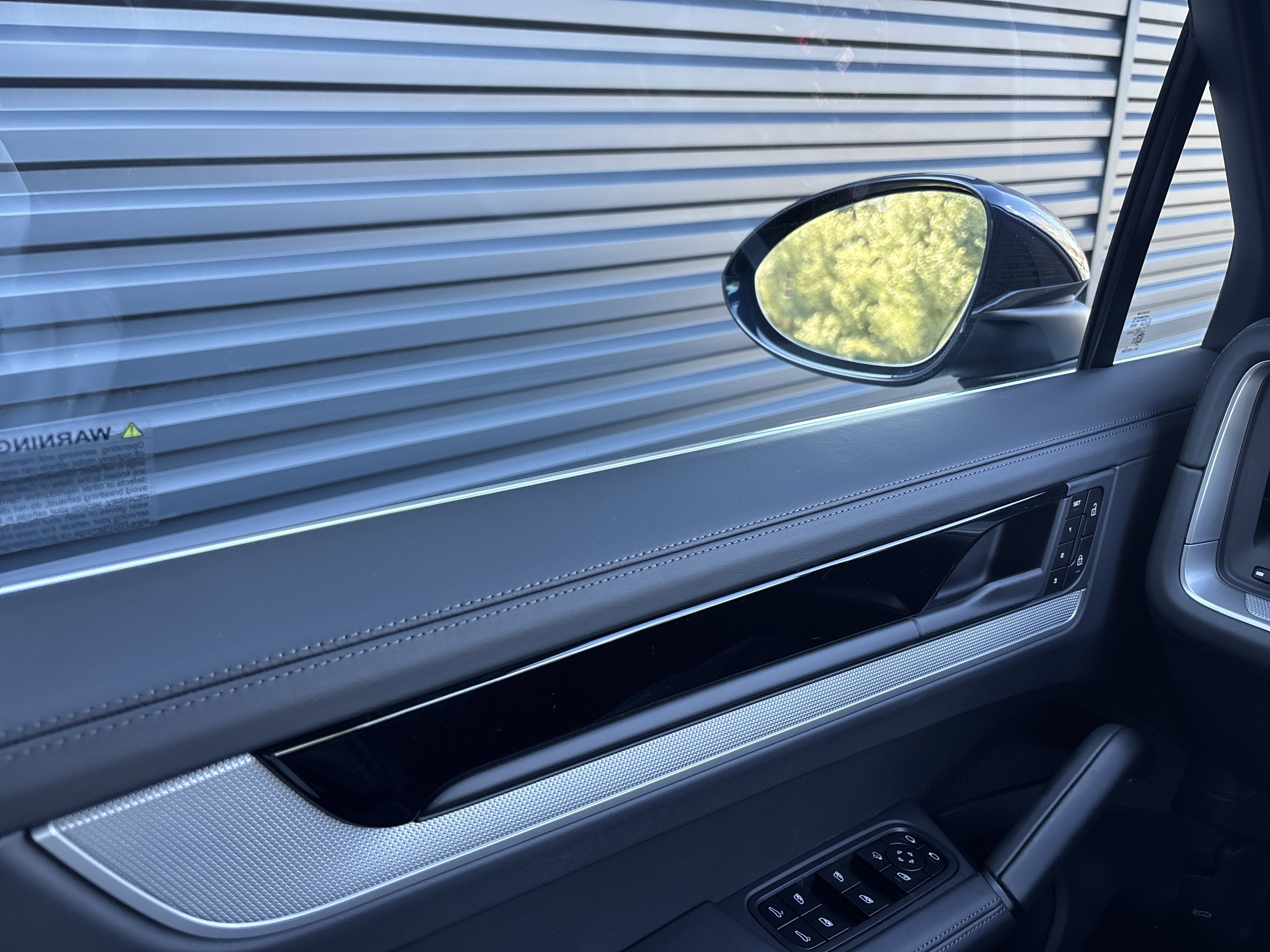 New 2026 Porsche Cayenne image 25