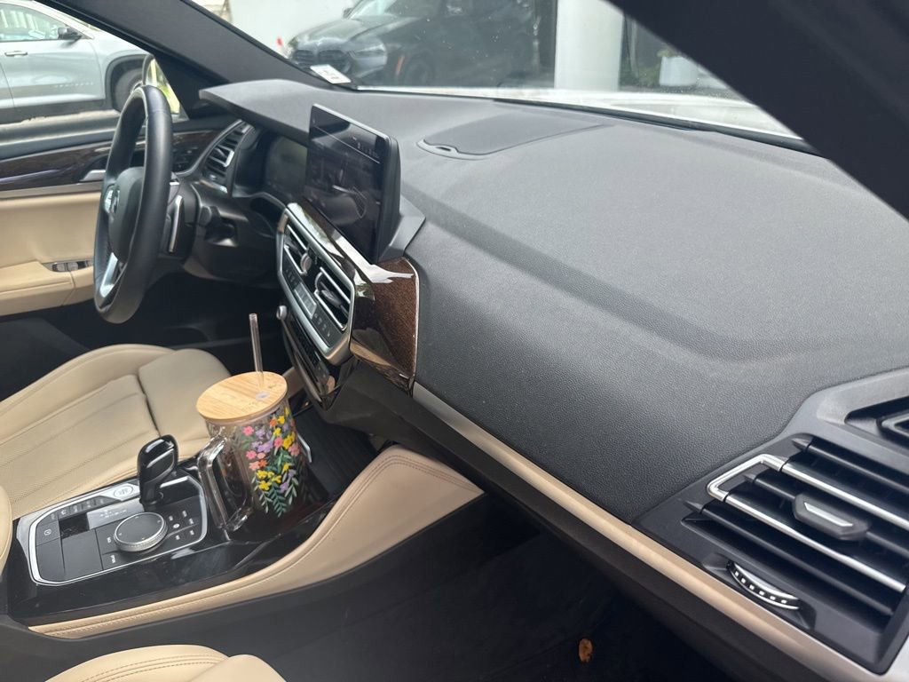 Certified 2023 BMW X4 xDrive30i w/ Premium Package image 61