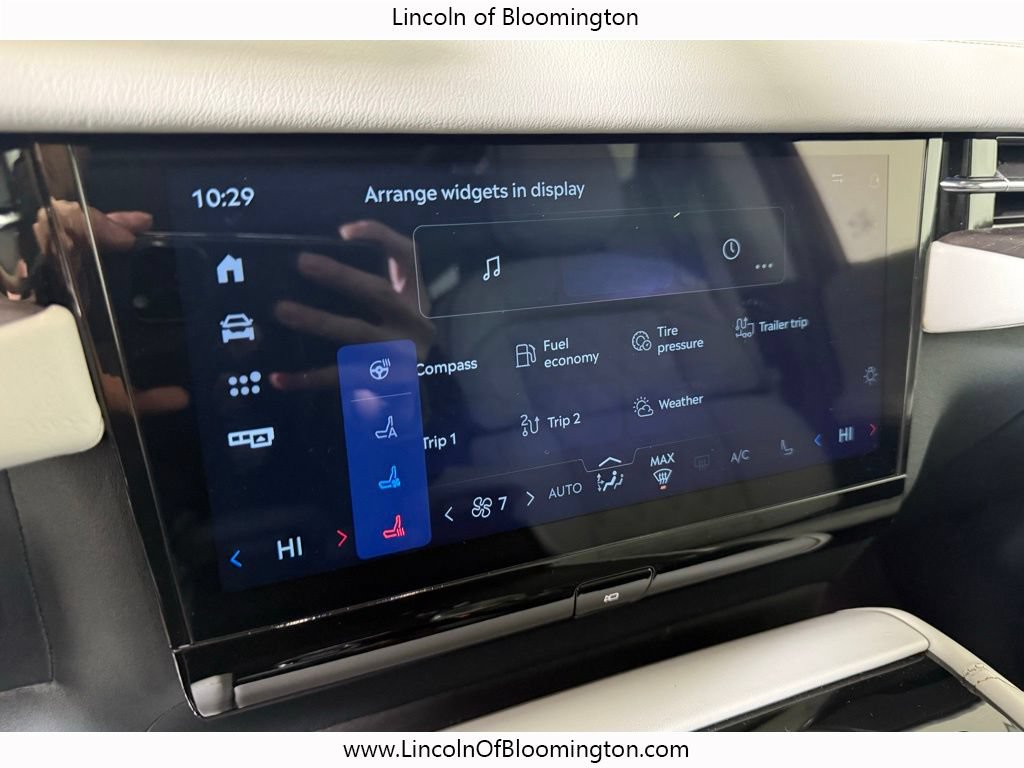 New 2025 Lincoln Navigator L Black Label AWD/4WD image 33