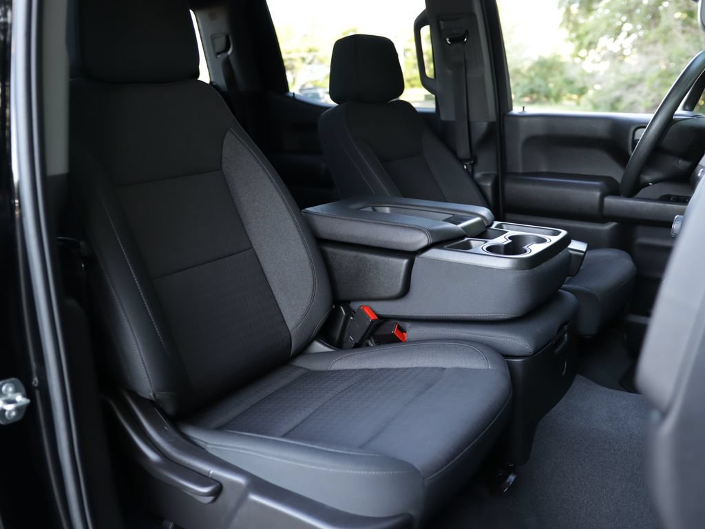 Used 2023 Chevrolet Silverado 1500 Custom Trail Boss w/ LPO, Dark Essentials Package AWD/4WD image 28
