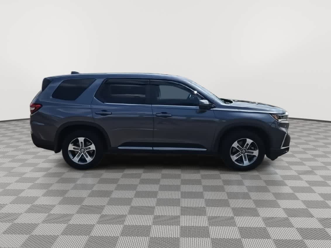 Used 2024 Honda Pilot EX-L image 9