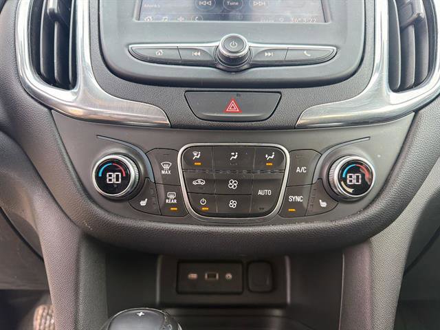 Used 2020 Chevrolet Equinox LT w/ Driver Convenience Package image 39