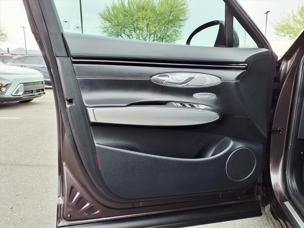 Used 2023 Genesis GV70 2.5T w/ Select Package AWD/4WD image 20