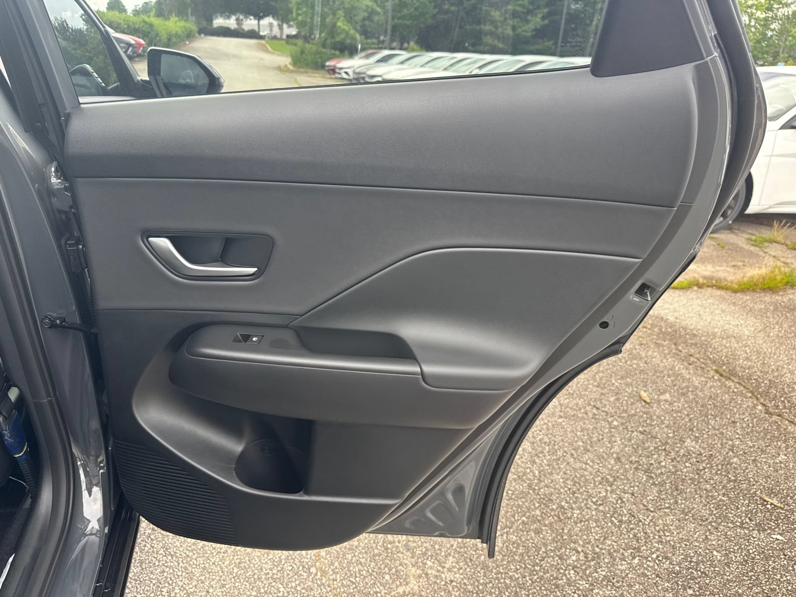 New 2026 Hyundai Kona SEL Premium FWD image 17