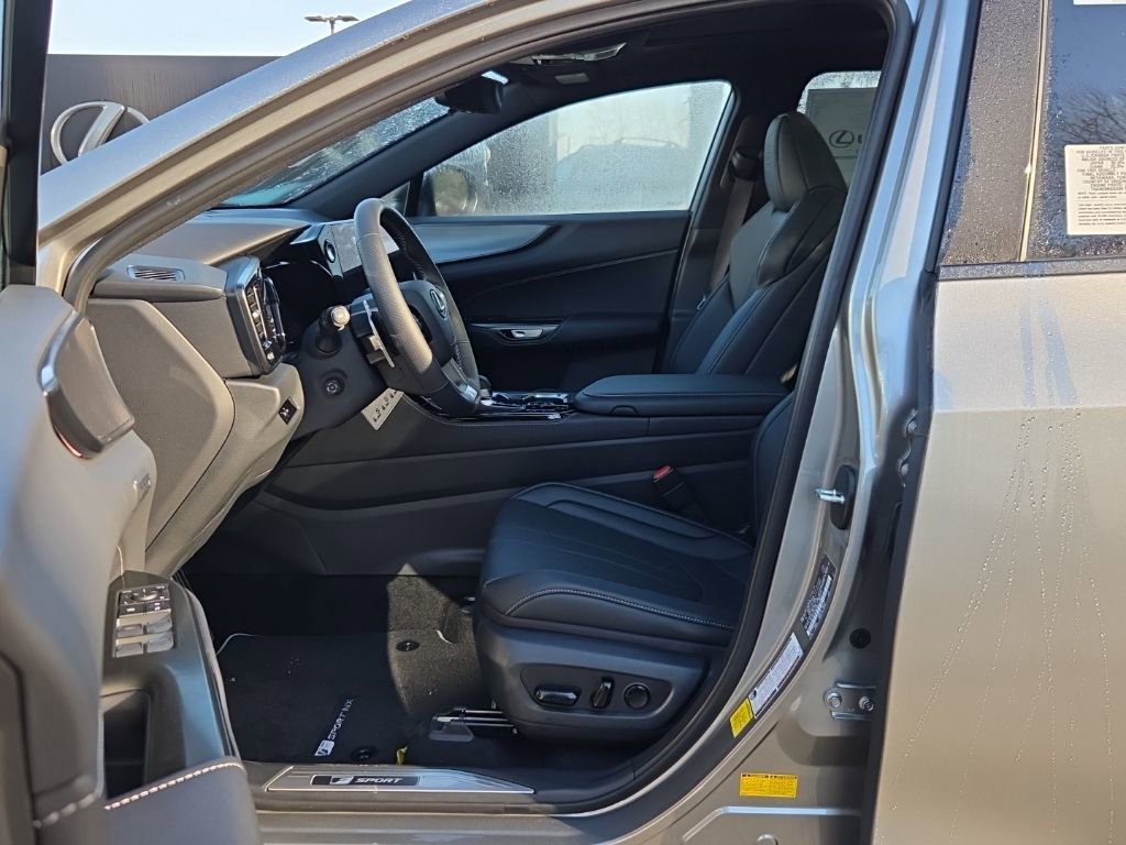 New 2026 Lexus NX 450h+ F Sport image 4