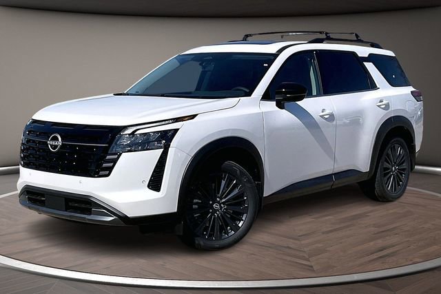 New 2026 Nissan Pathfinder SL image 1