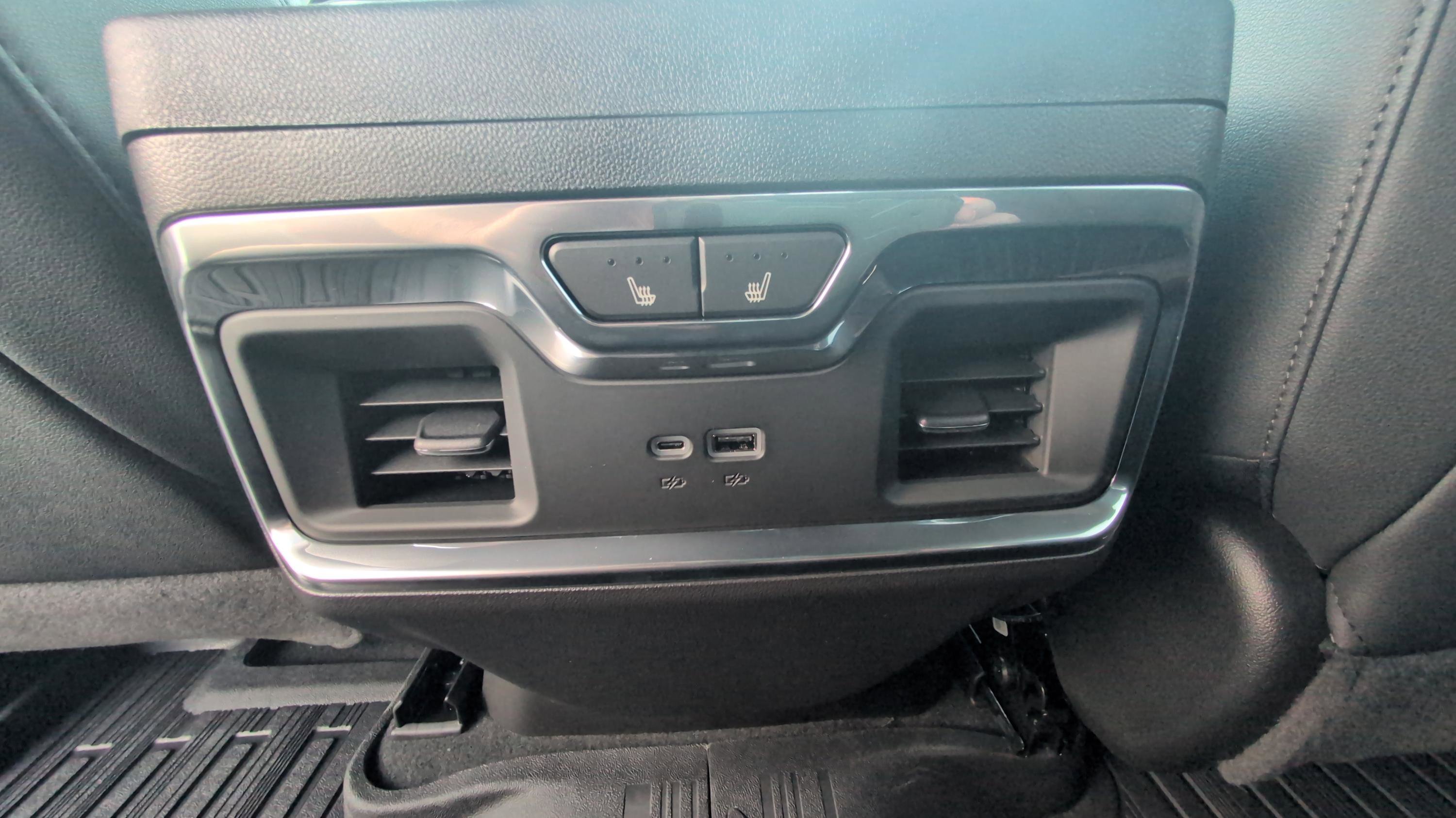 New 2026 GMC Sierra 1500 SLT w/ SLT Premium Plus Package image 17