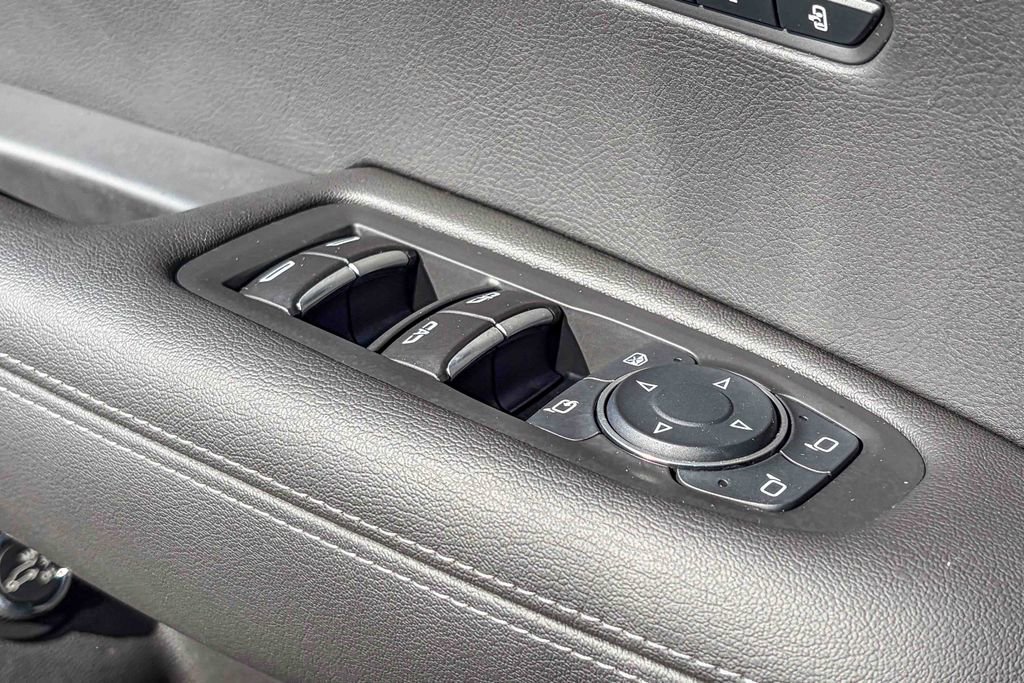 Used 2023 Cadillac XT6 Luxury image 43