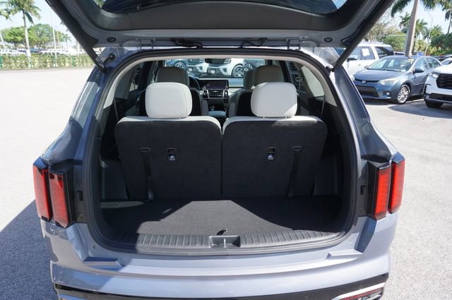 Used 2023 Kia Sorento EX w/ Panoramic Sunroof Package FWD image 23