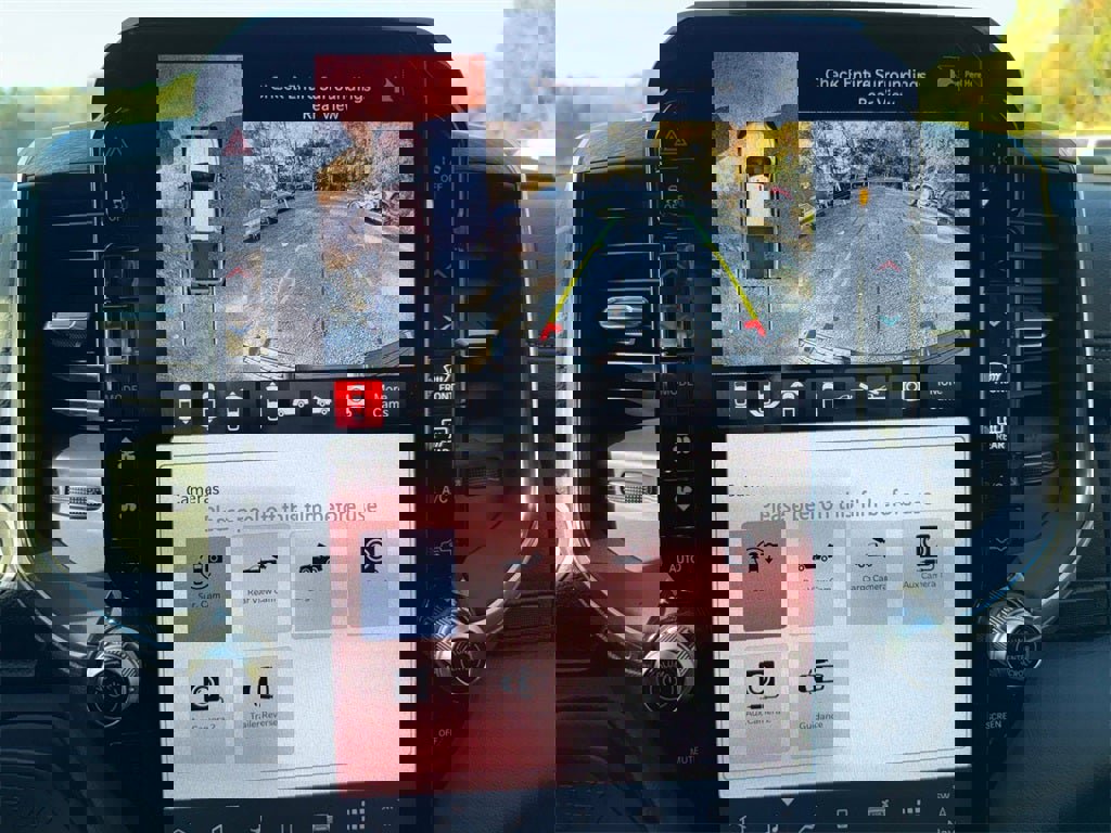 New 2025 RAM 2500 Laramie image 32