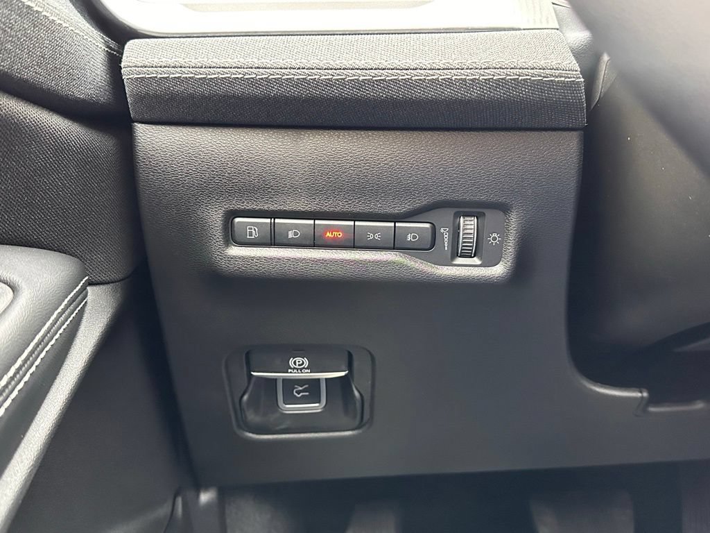 New 2026 Jeep Cherokee Laredo AWD/4WD image 28