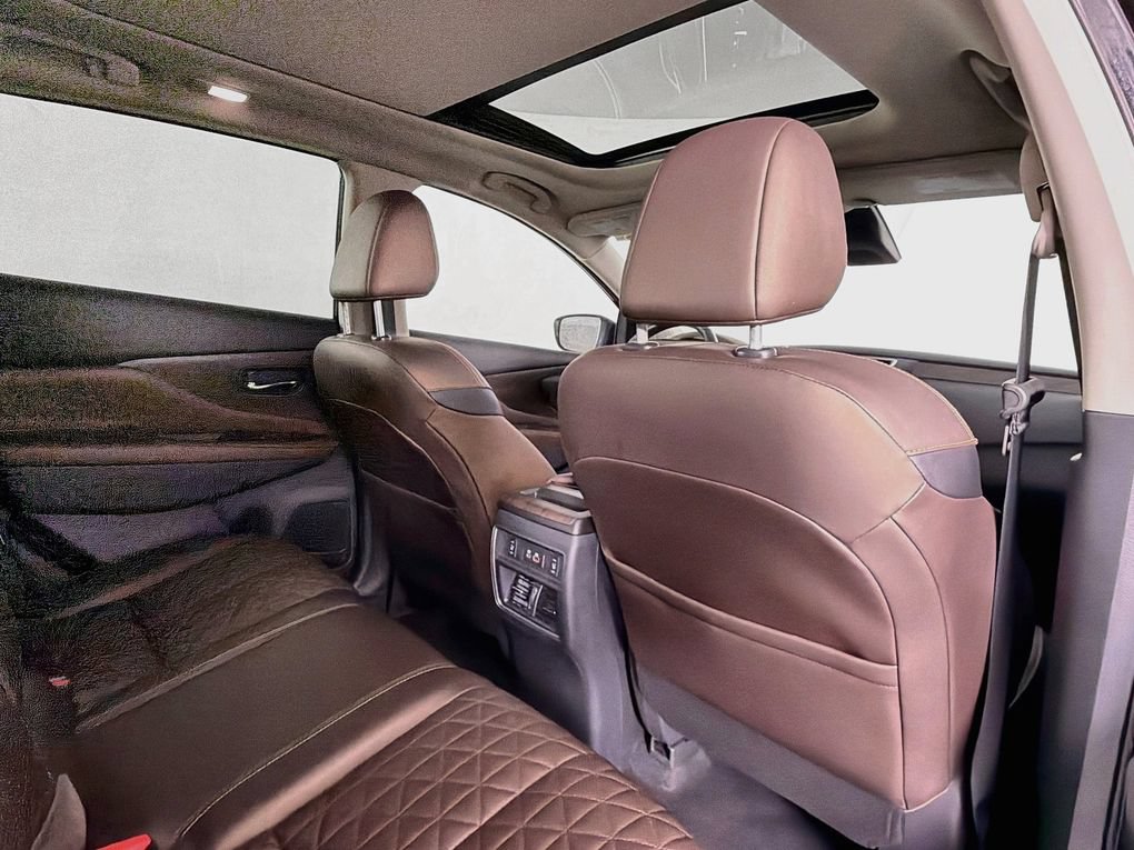 Used 2024 Nissan Murano Platinum w/ Cargo Package FWD image 30
