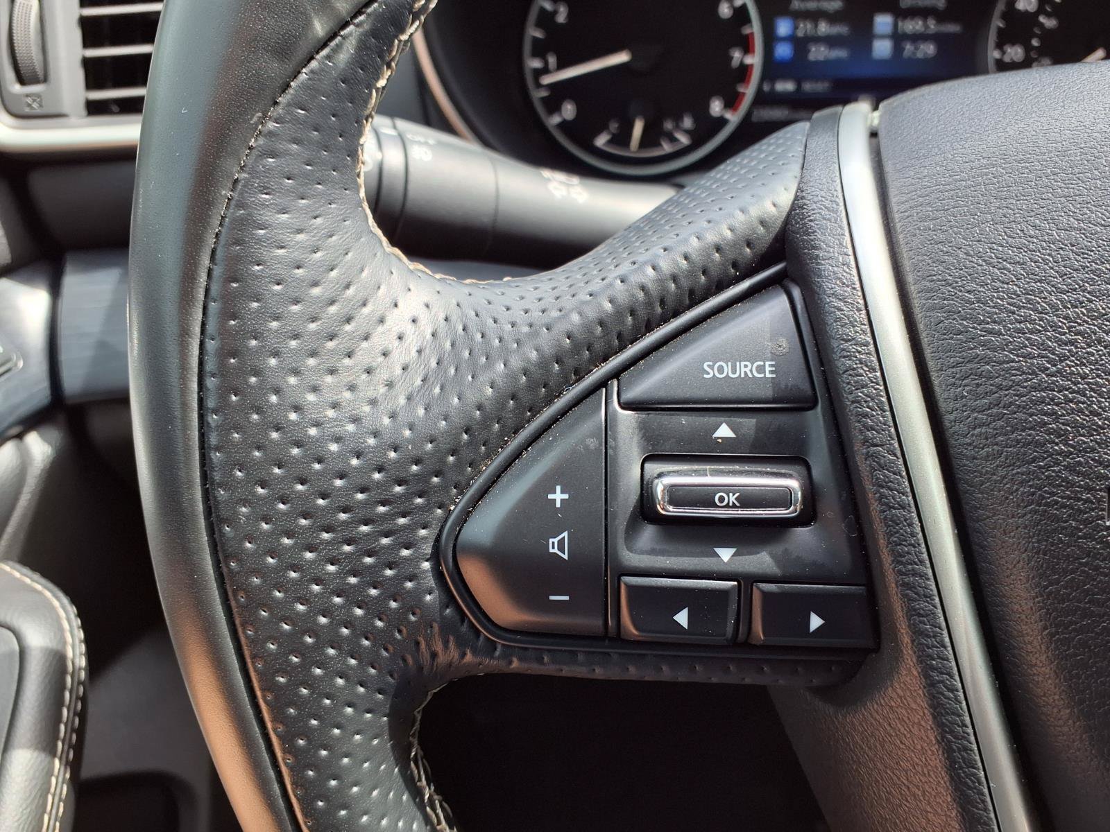 Used 2020 Nissan Maxima Platinum w/ Sport Mat Group FWD image 12