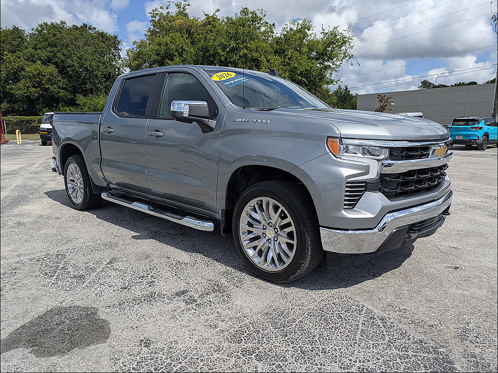 Used 2026 Chevrolet Silverado 1500 LT w/ Safety Package RWD image 2