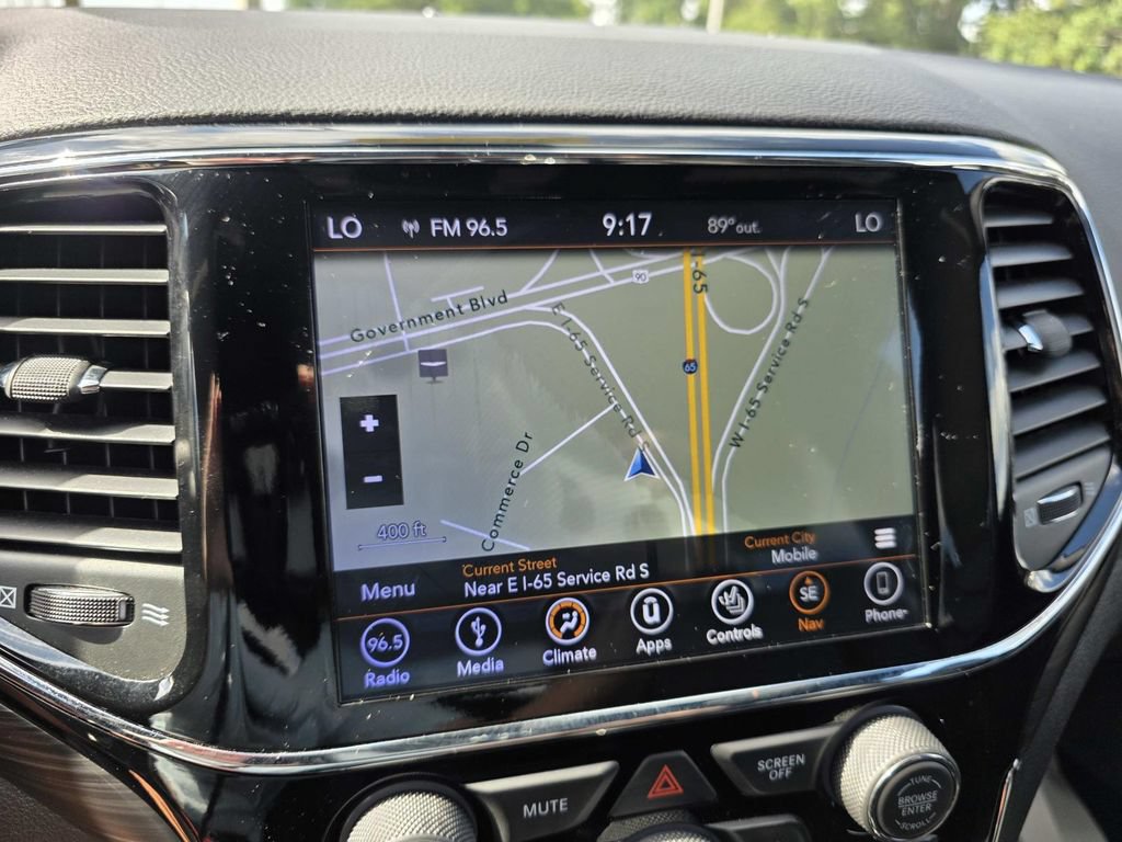 Used 2019 Jeep Grand Cherokee Altitude RWD image 10