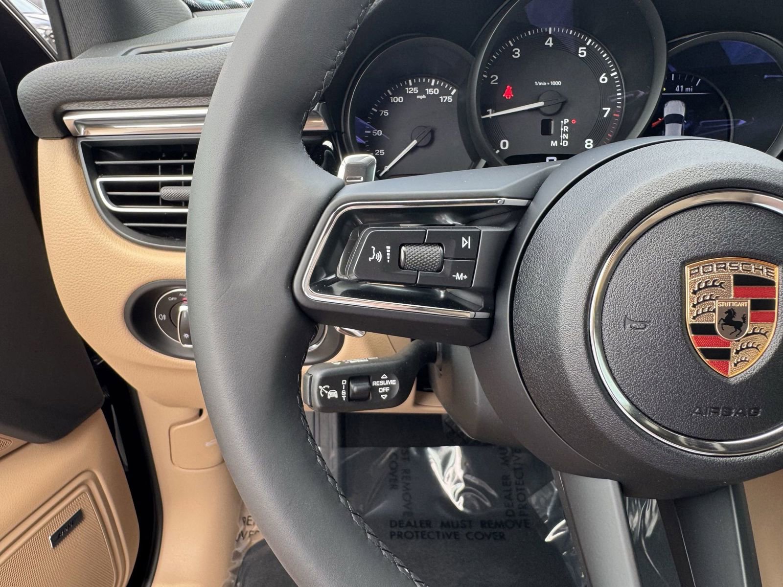 New 2025 Porsche Macan image 24