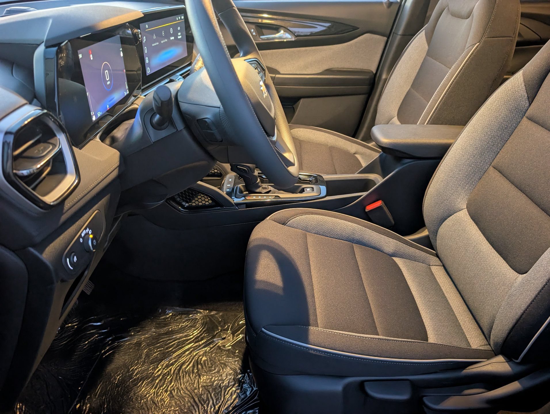 New 2026 Chevrolet TrailBlazer LT FWD image 17