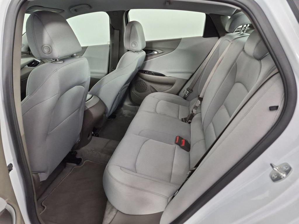 Certified 2025 Chevrolet Malibu LS FWD image 29