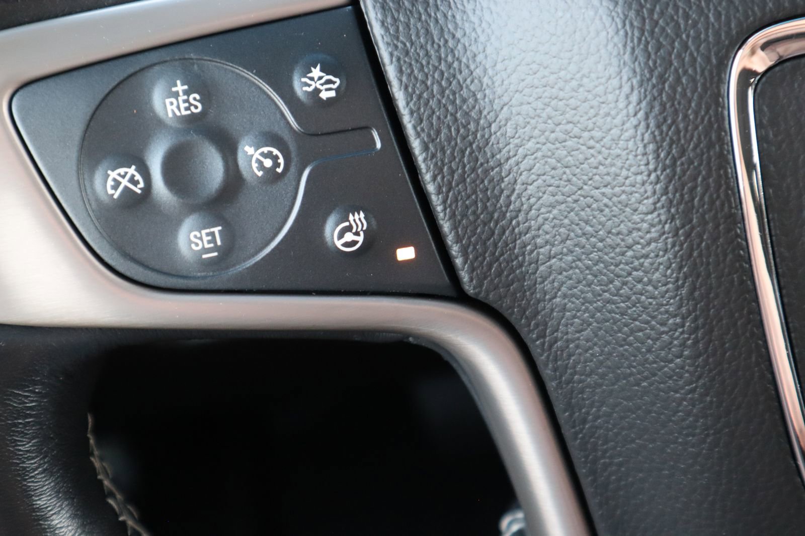 Used 2019 GMC Yukon Denali RWD image 39