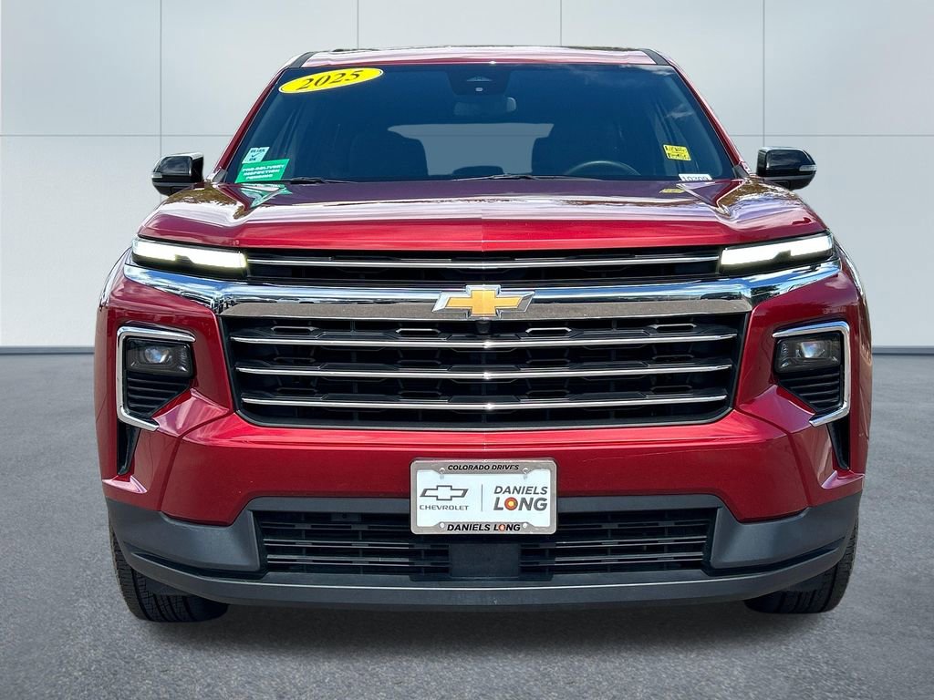 Used 2025 Chevrolet Traverse LT AWD/4WD image 3