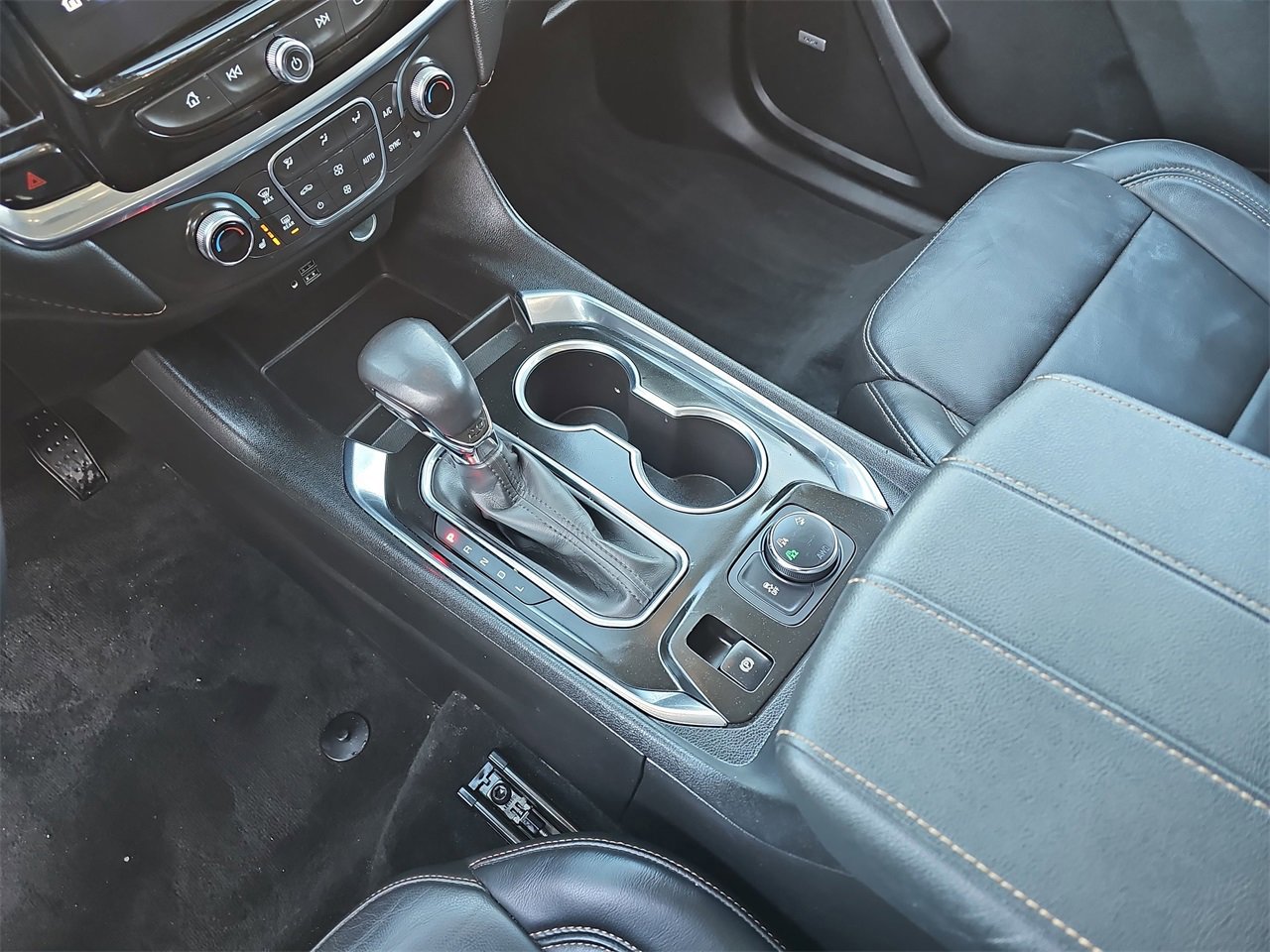 Certified 2021 Chevrolet Traverse LT w/ LT Premium Package image 25