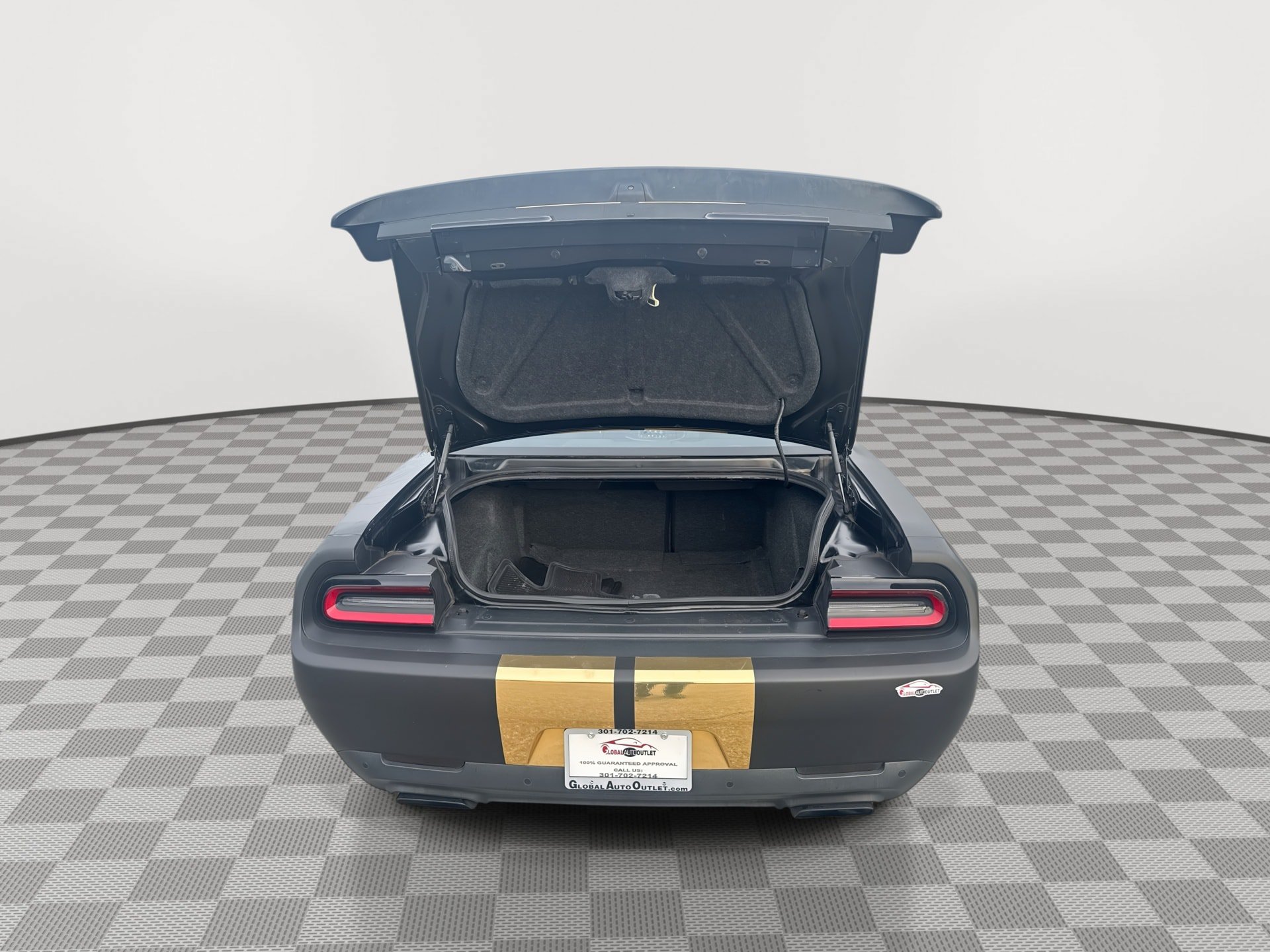 Used 2021 Dodge Challenger R/T Scat Pack RWD image 21