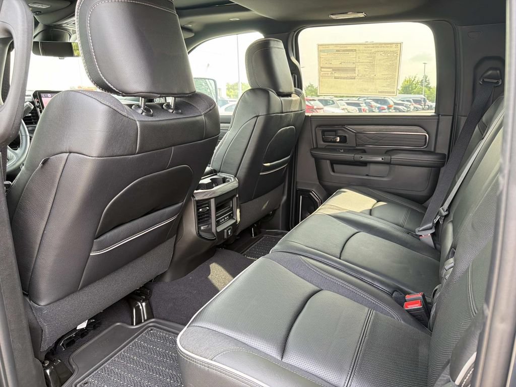 New 2026 RAM 3500 Limited AWD/4WD image 17
