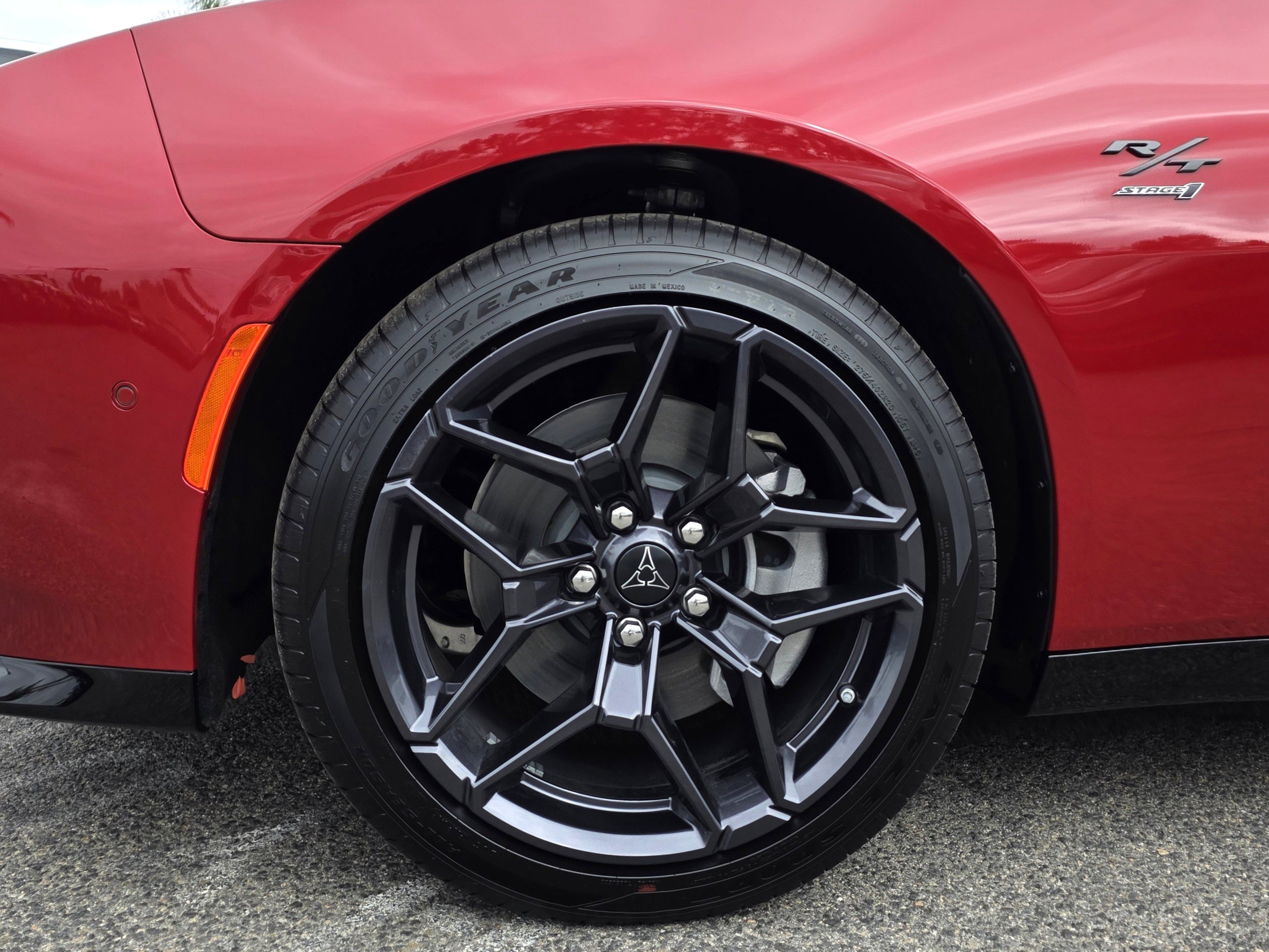 New 2024 Dodge Charger R/T w/ Plus Group image 9