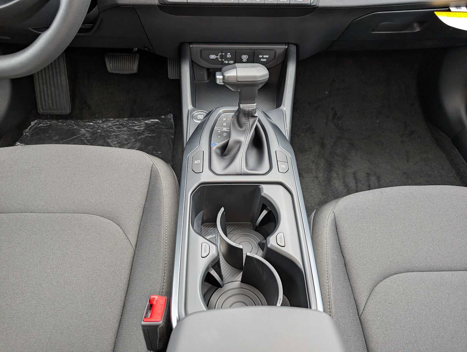 New 2026 Kia K4 FWD image 12