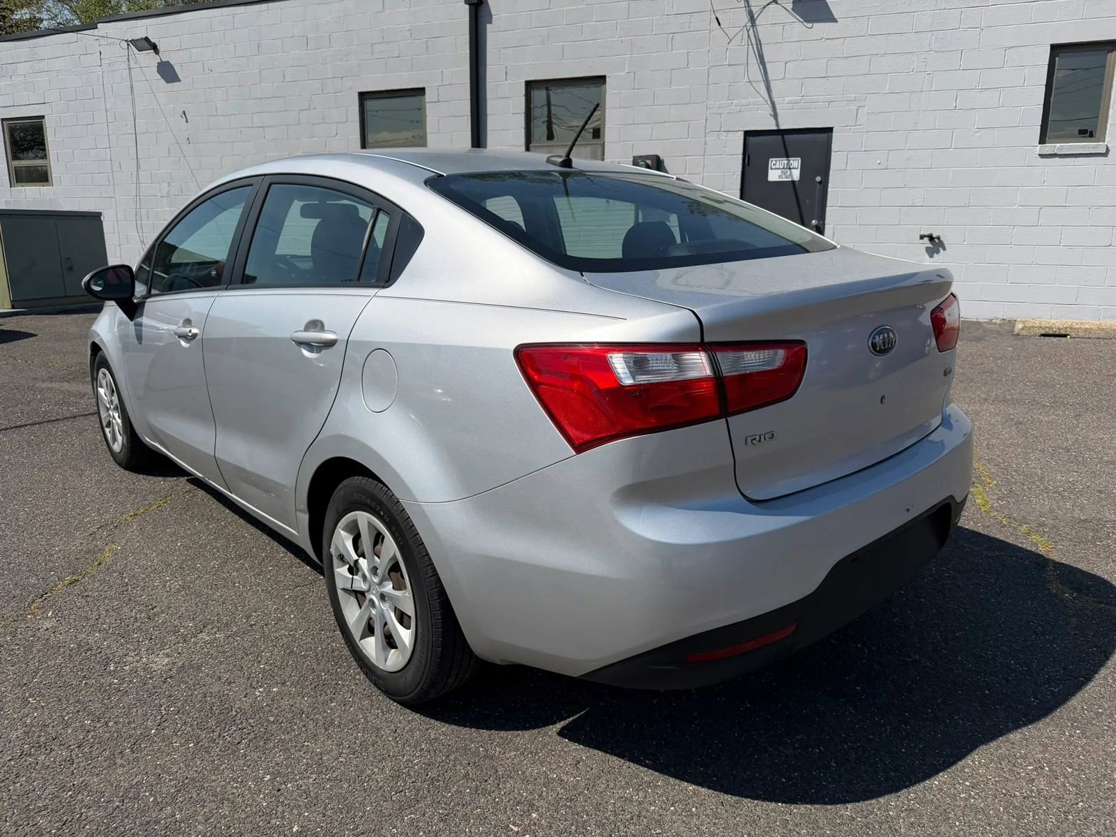 Used 2013 Kia Rio LX w/ PWR Pkg FWD image 3