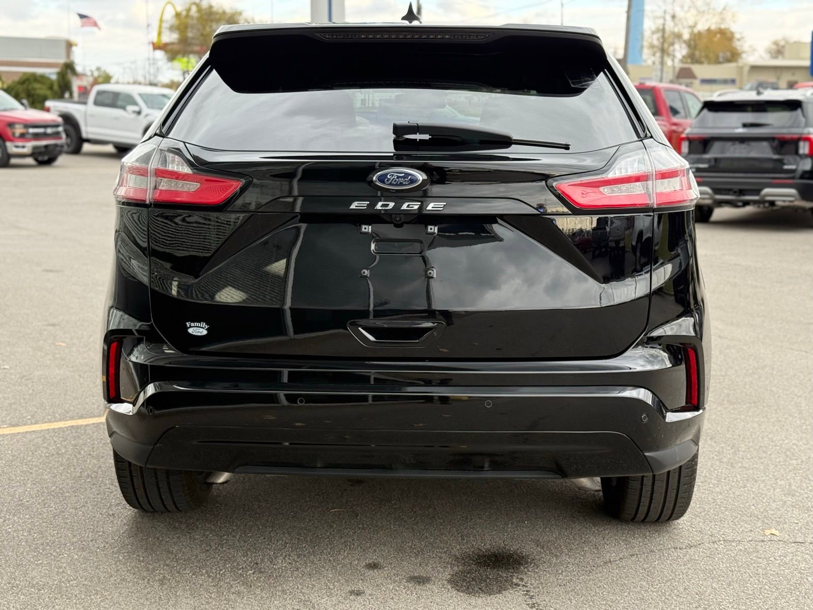 Used 2024 Ford Edge ST-Line image 4