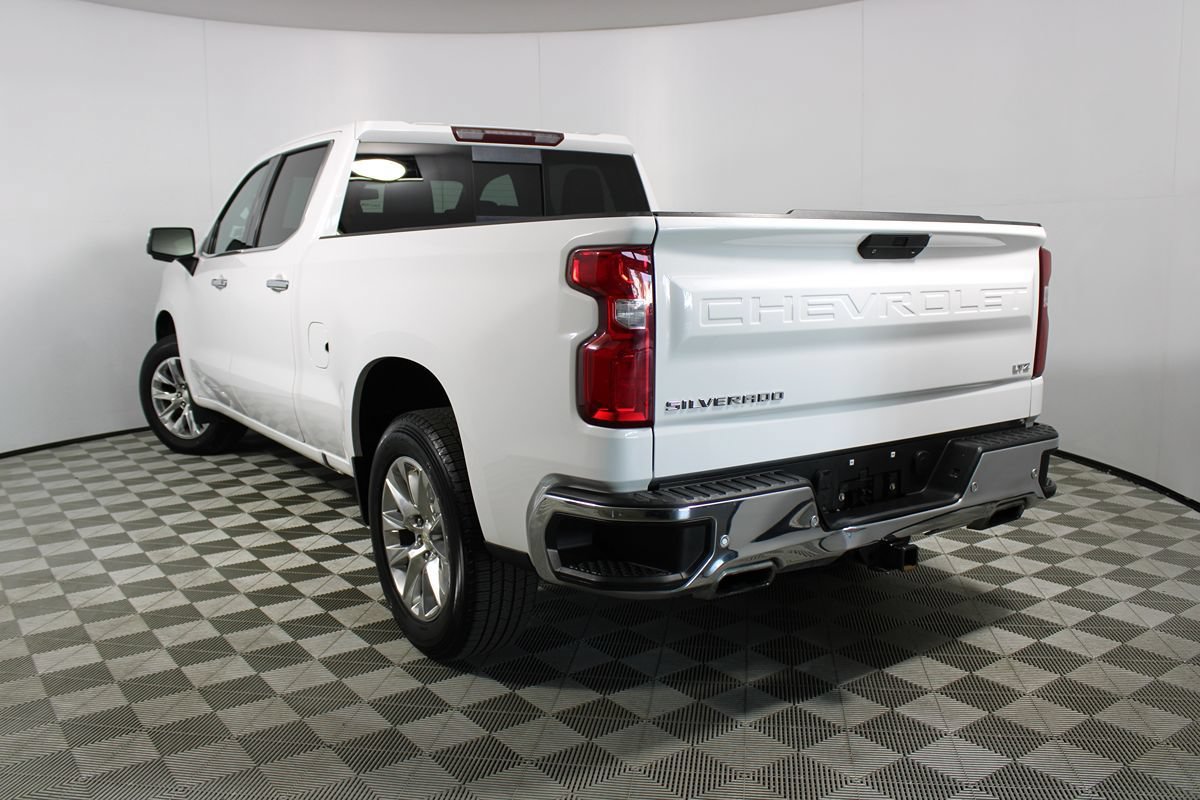 Used 2020 Chevrolet Silverado 1500 LTZ w/ LTZ Premium Package AWD/4WD image 45