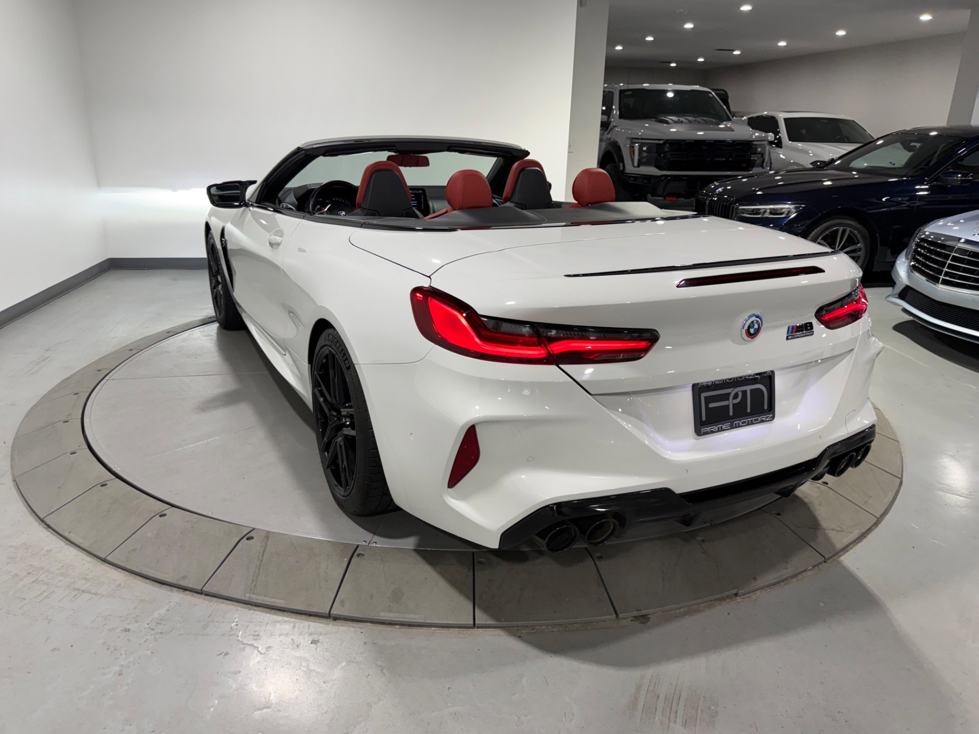 Used 2023 BMW M8 Competition image 7