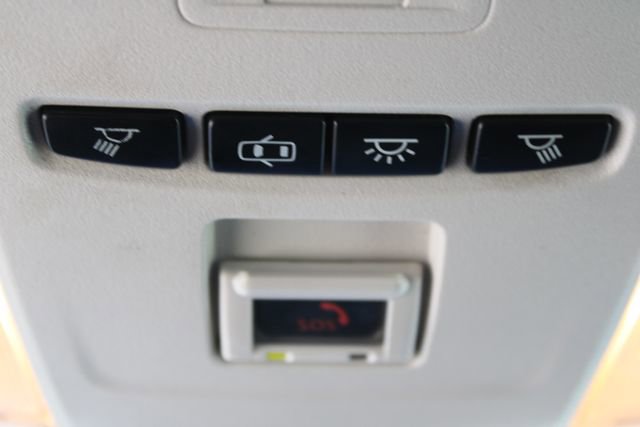 Used 2022 Toyota Corolla LE image 27