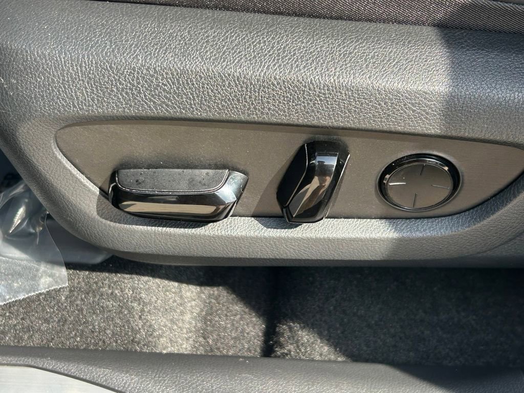 Used 2024 Lexus NX 350h AWD w/ Luxury Package image 25