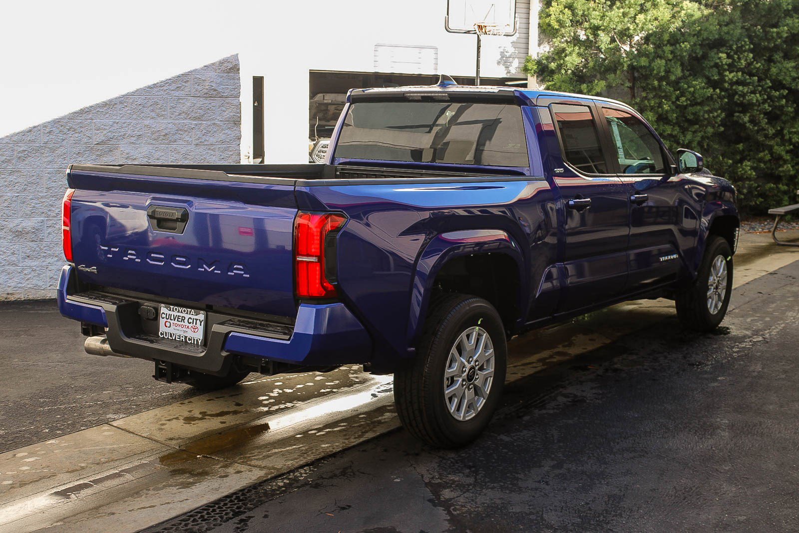 New 2025 Toyota Tacoma SR5 image 9