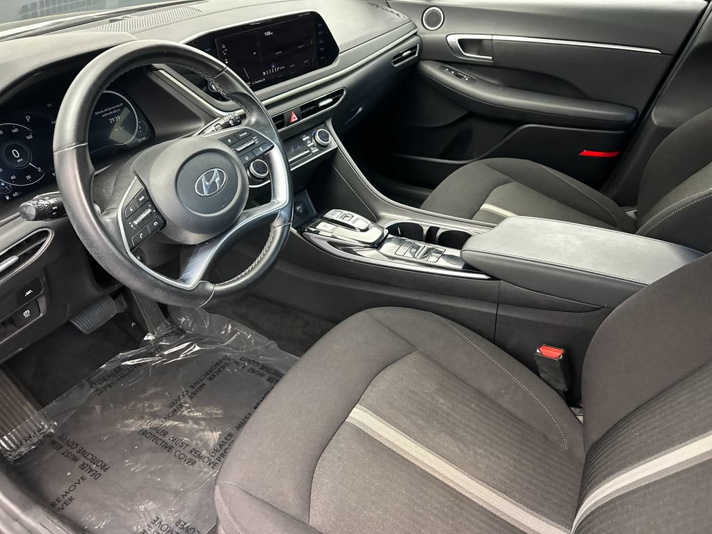 Used 2023 Hyundai Sonata SEL w/ Convenience Package FWD image 9