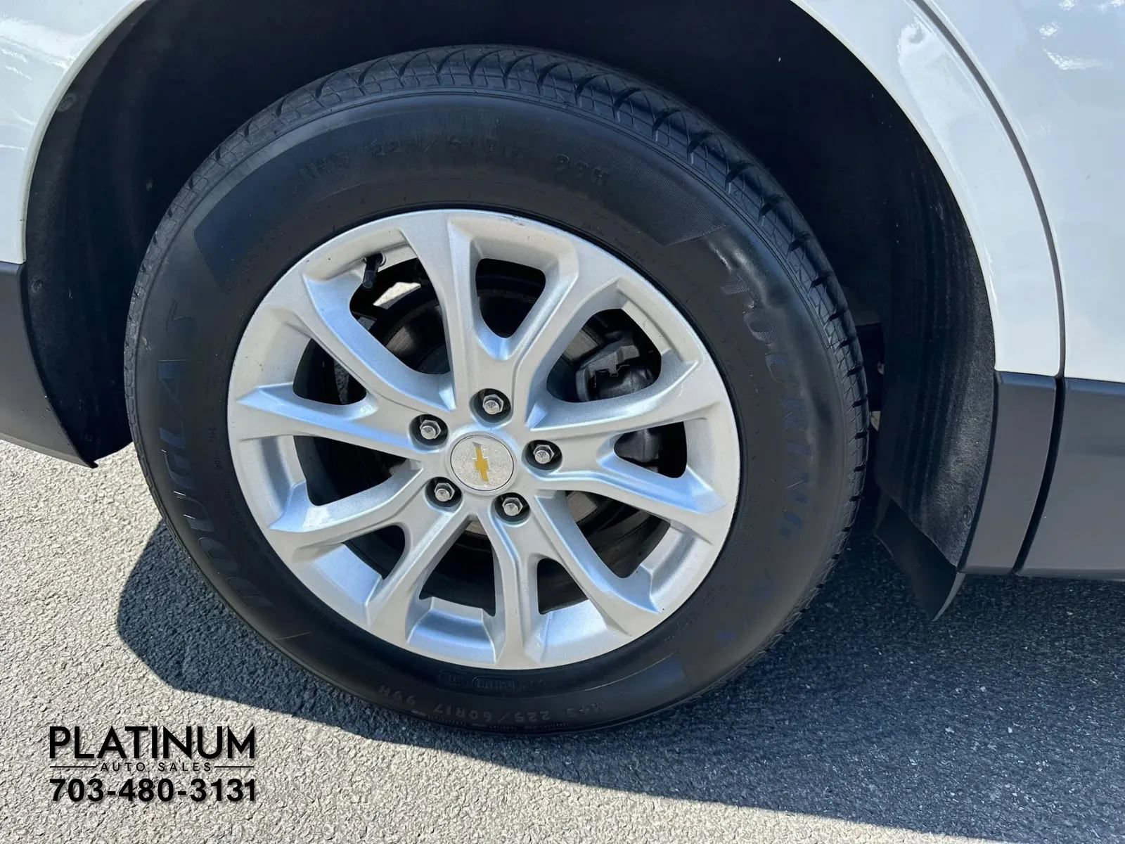 Used 2019 Chevrolet Equinox LT FWD image 22