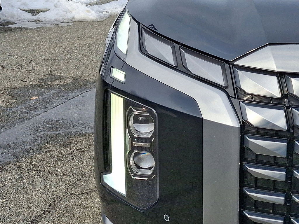 Used 2023 Hyundai Palisade Calligraphy w/ Winter Package image 28