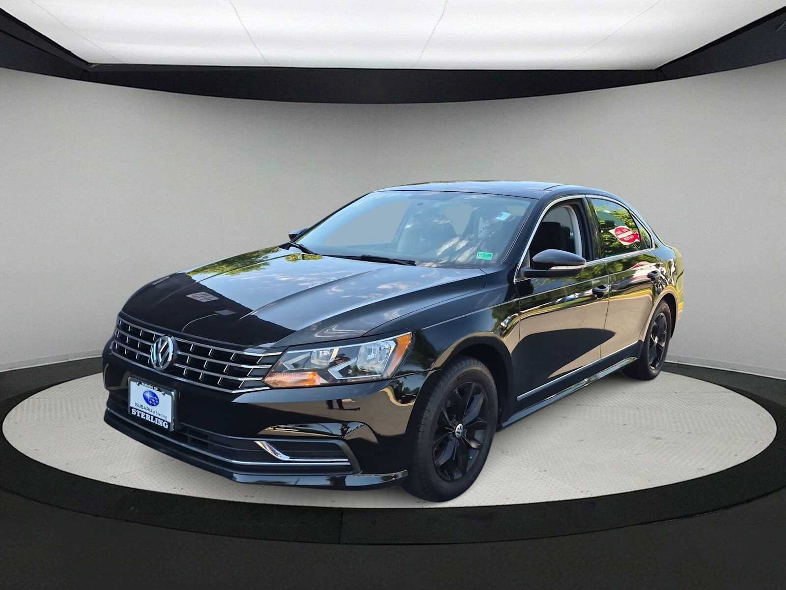 Used 2016 Volkswagen Passat 1.8T S FWD image 4