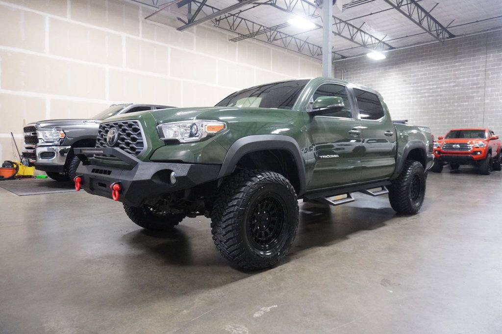 Used 2021 Toyota Tacoma TRD Off-Road image 2