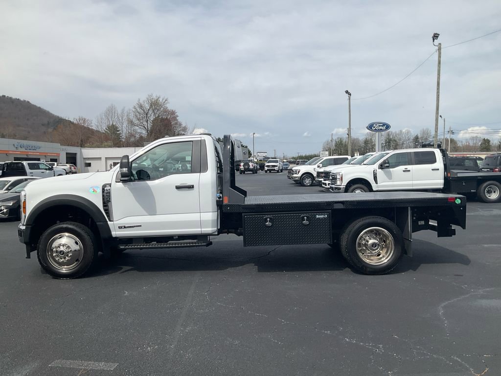 Used 2025 Ford F450 XL w/ XL Chrome Package image 8