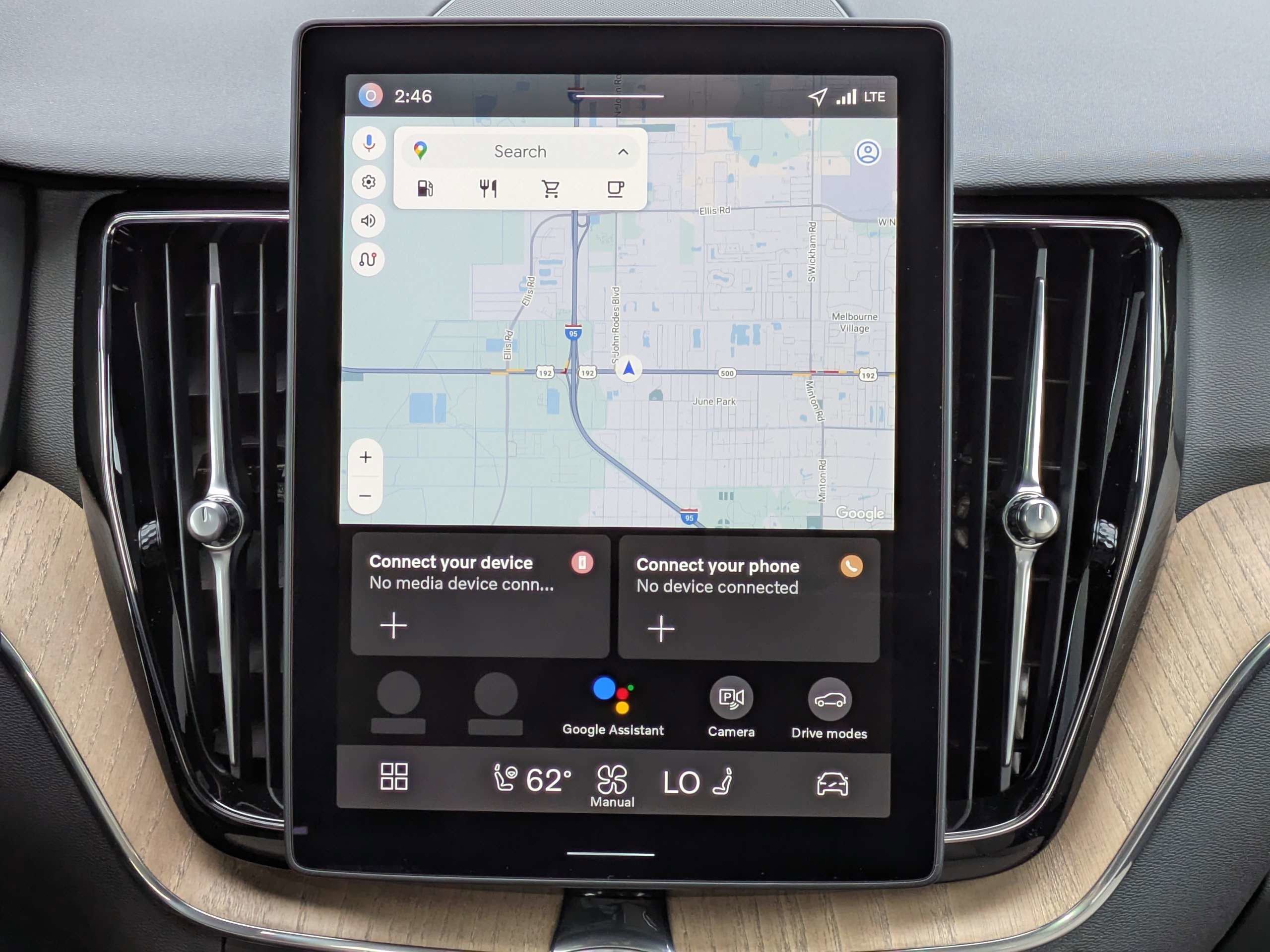 New 2026 Volvo XC60 B5 Plus w/ Protection Package Premier image 19