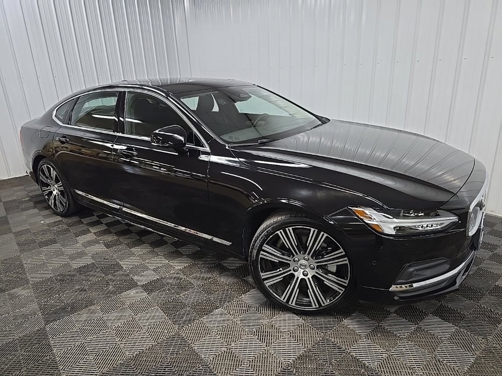 Used 2025 Volvo S90 B6 Plus AWD/4WD image 7