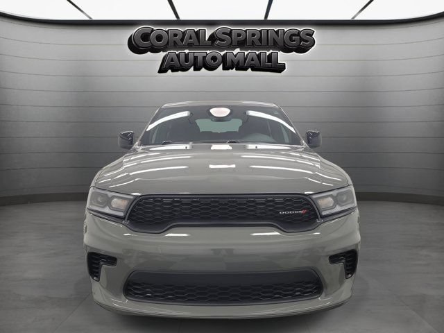 Used 2024 Dodge Durango GT w/ Trailer Tow Group IV AWD/4WD image 2